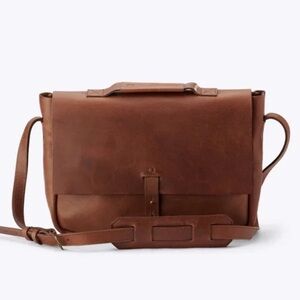MORRELL LEATHER WORKS EXECUTIVE LEATHER MESSENGER Brown Leather Bag